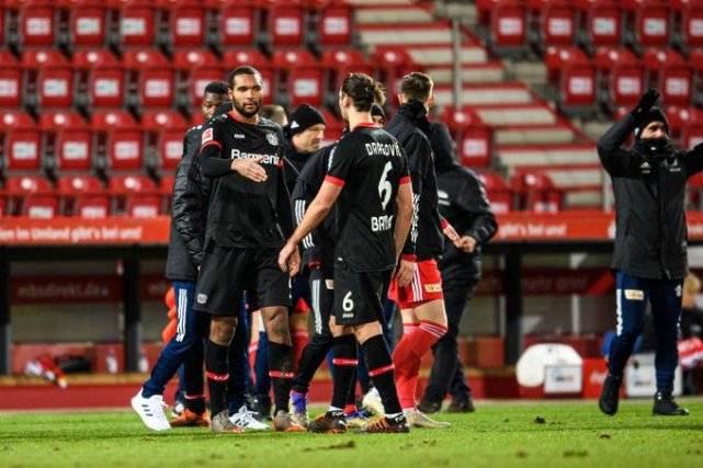  勒沃库森连胜终结拜仁统治地位  